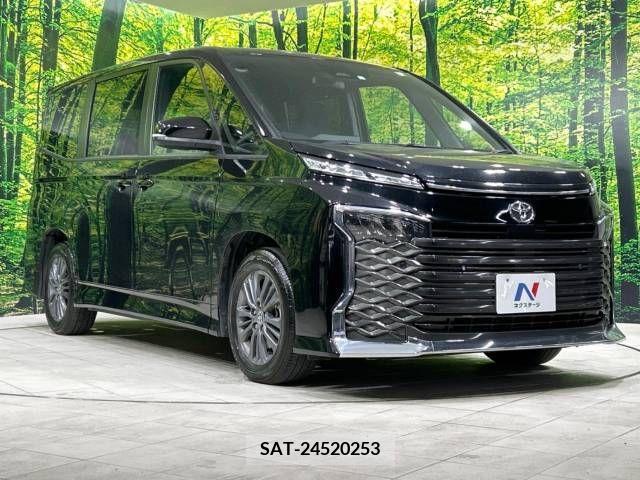Toyota VOXY 2023-03 224306-16