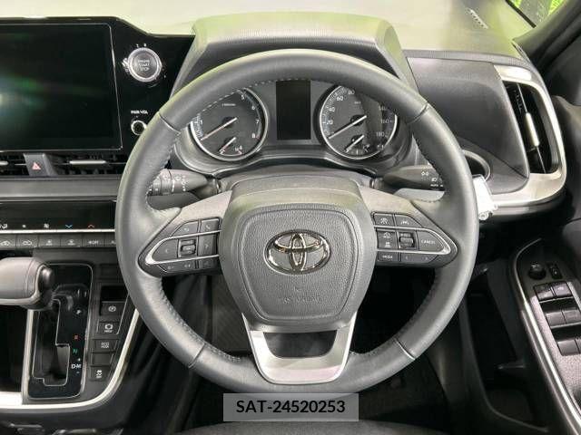 Toyota VOXY 2023-03 224306-11