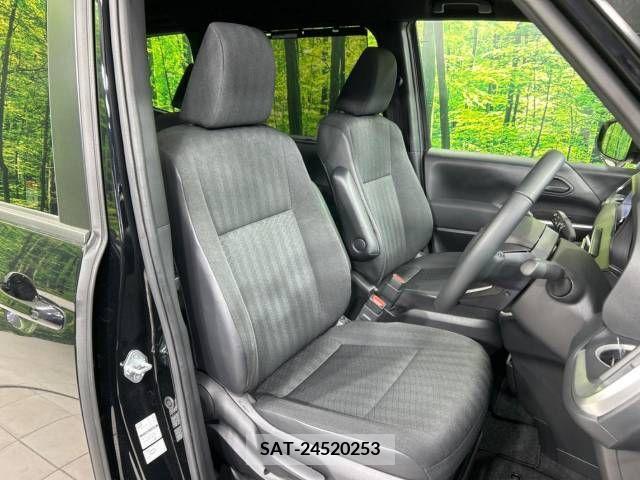 Toyota VOXY 2023-03 224306-7