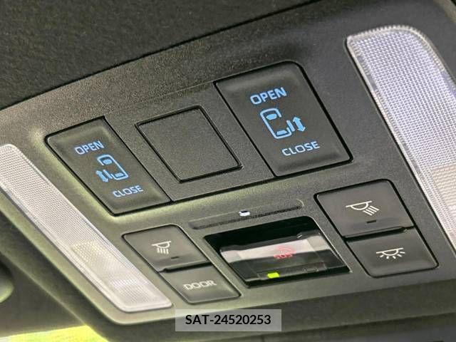 Toyota VOXY 2023-03 224306-4
