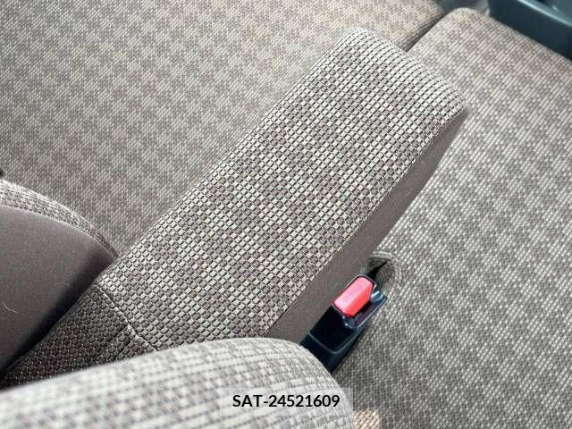 Nissan MOCO 2012-01 324535-17