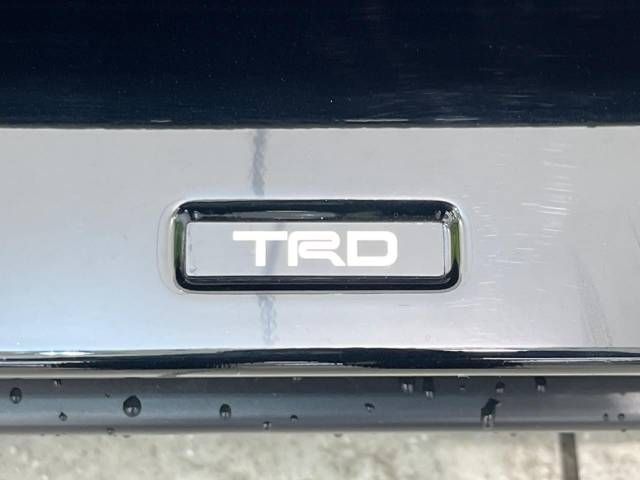 Toyota RAV4 2019-08 190588-2