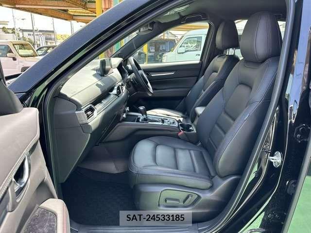 Mazda CX-5 2022-09 265803-4