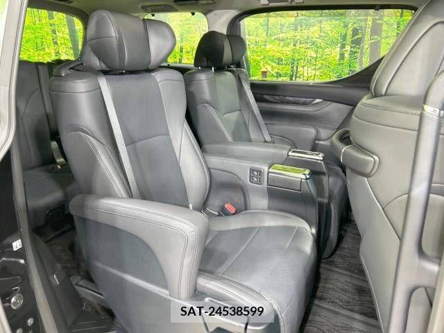 Toyota ALPHARD 2022-06 299556-8