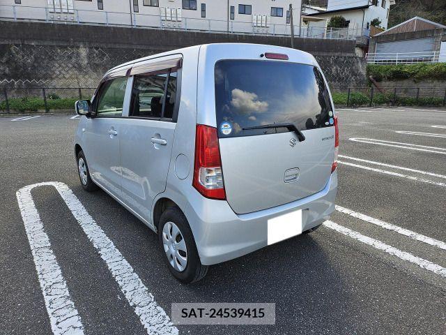 Suzuki WAGON R 2010-08 205435-2