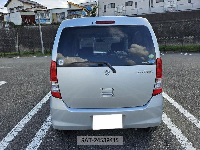 Suzuki WAGON R 2010-08 205435-3