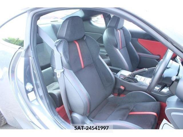 Toyota 86 2022-01 270803-12