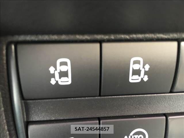 Mitsubishi DELICA MINI 2023-09 229952-14