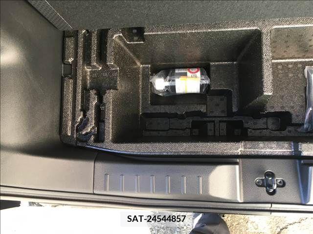 Mitsubishi DELICA MINI 2023-09 229952-19