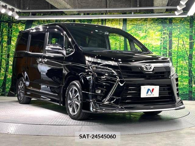 Toyota VOXY 2021-06 288865-17