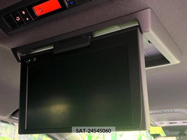 Toyota VOXY 2021-06 288865-6