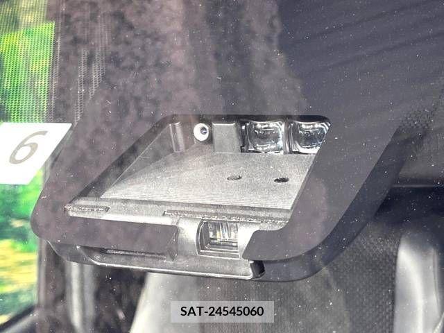 Toyota VOXY 2021-06 288865-5