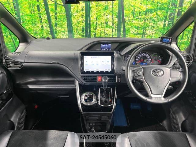 Toyota VOXY 2021-06 288865-1