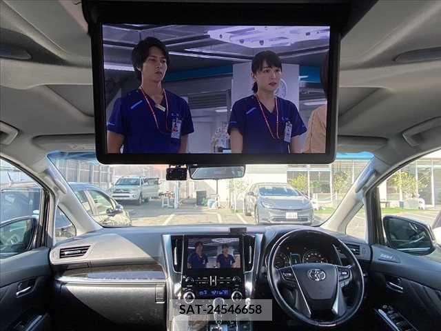 Toyota ALPHARD 2022-05 299638-1