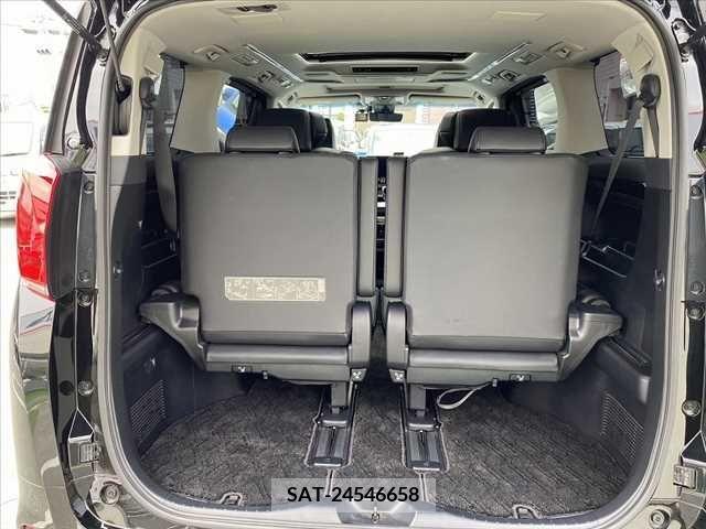Toyota ALPHARD 2022-05 299638-19