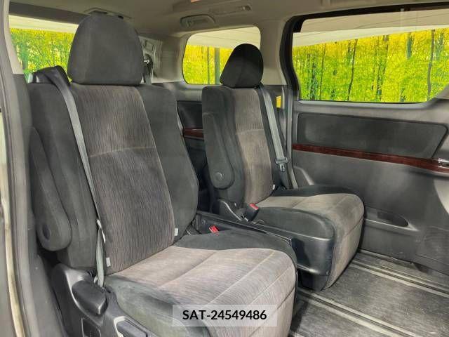 Toyota VELLFIRE 2013-03 369745-9