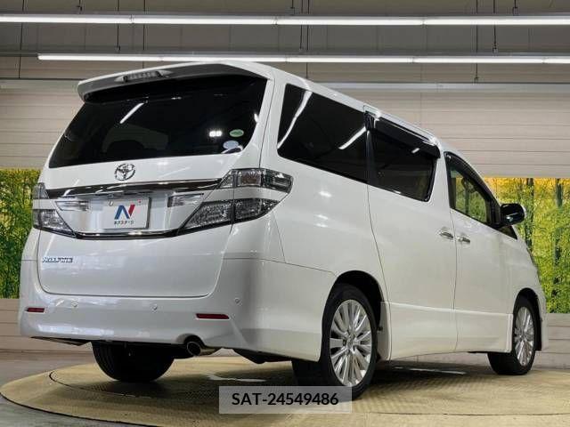 Toyota VELLFIRE 2013-03 369745-18