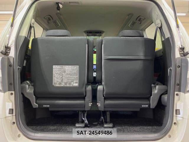 Toyota VELLFIRE 2013-03 369745-11