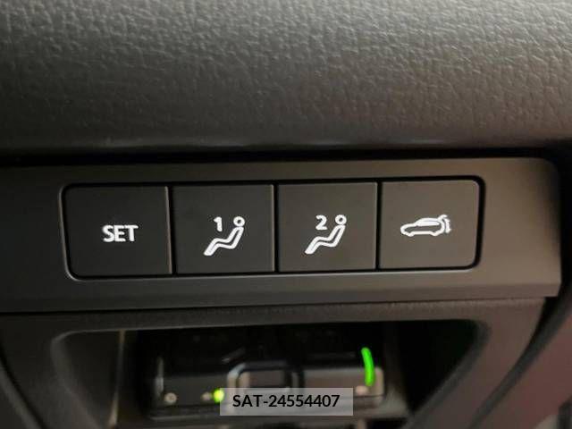 Mazda CX-30 2021-05 209870-7