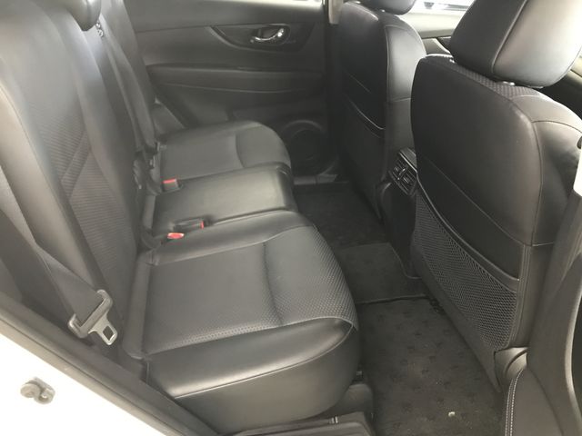 Nissan X-TRAIL 2018-02 22152-7