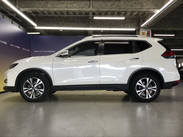 Nissan X-TRAIL 2018-02 22152-18