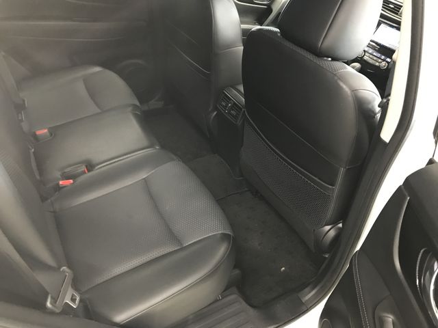 Nissan X-TRAIL 2018-02 22152-6