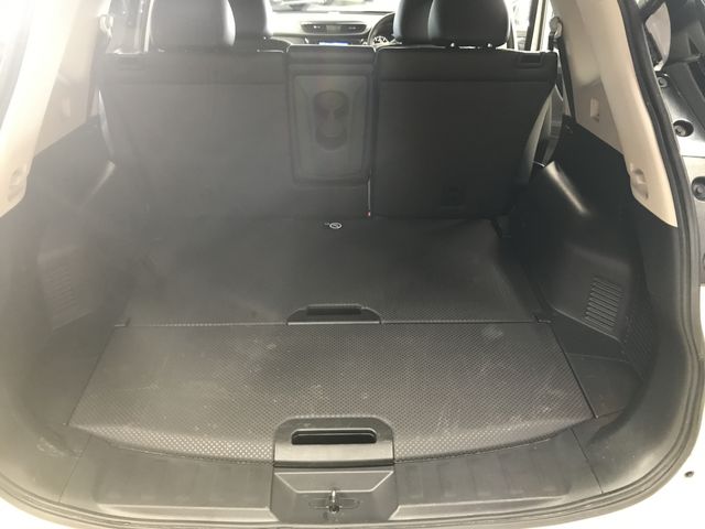 Nissan X-TRAIL 2018-02 22152-8