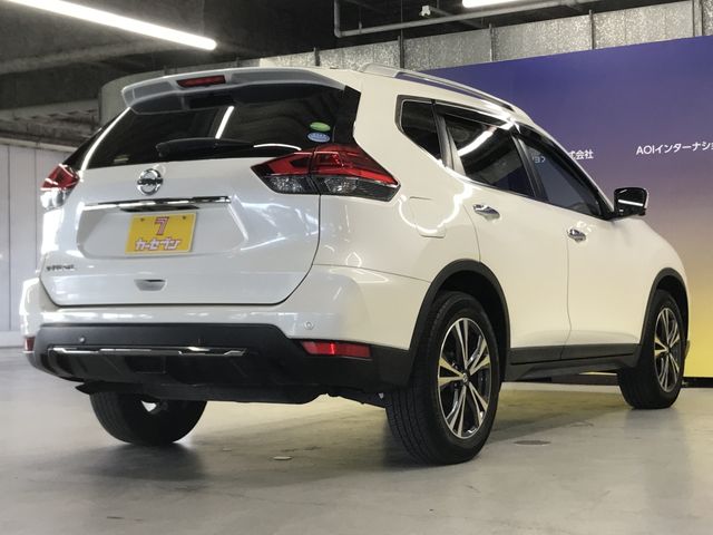 Nissan X-TRAIL 2018-02 22152-16