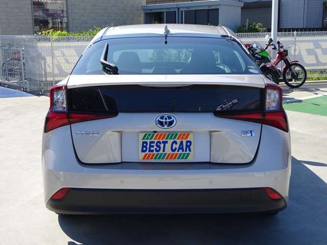 Toyota PRIUS 2021-01 10334-6