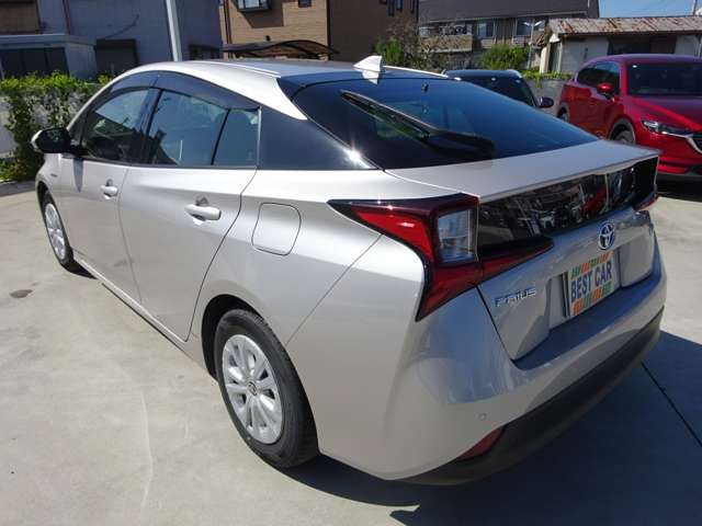 Toyota PRIUS 2021-01 10334-2
