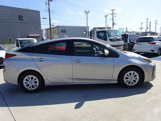 Toyota PRIUS 2021-01 10334-10