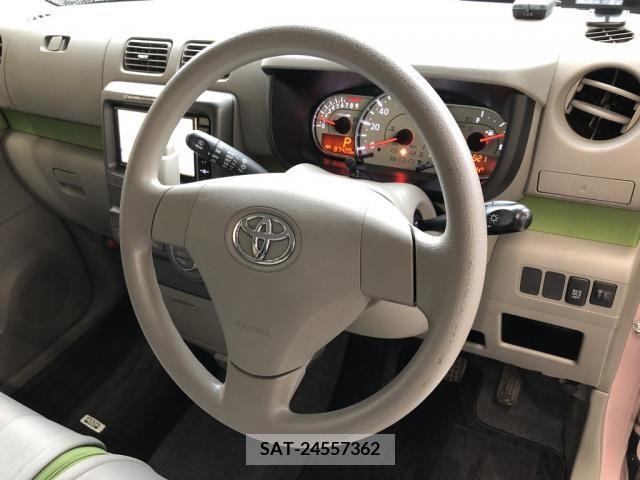 Toyota PIXIS SPACE 2015-07 325285-5