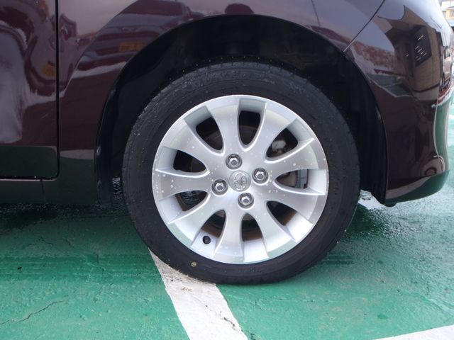 Toyota BB 2012-02 514-5
