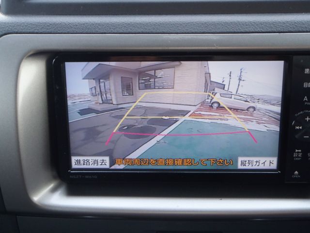 Toyota BB 2012-02 514-17