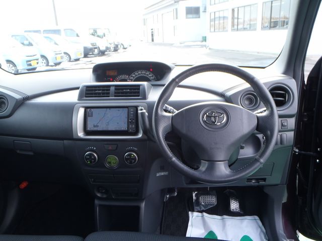 Toyota BB 2012-02 514-1