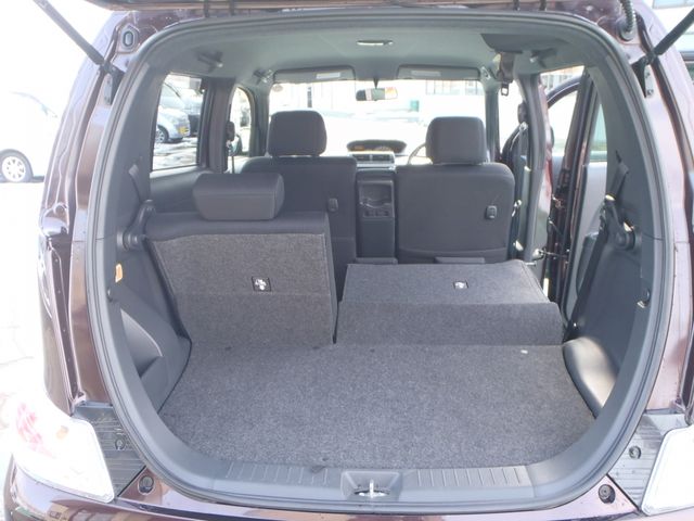 Toyota BB 2012-02 514-10