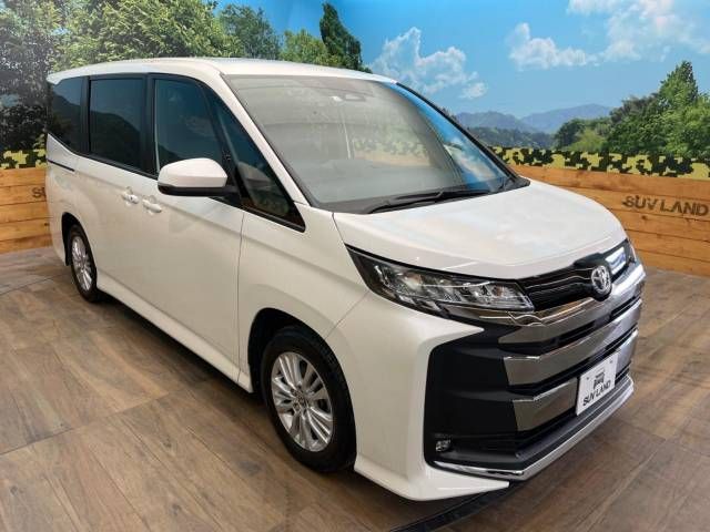 Toyota NOAH 2023-06 190014-16