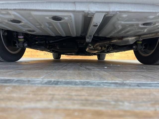 Toyota NOAH 2023-06 190014-19