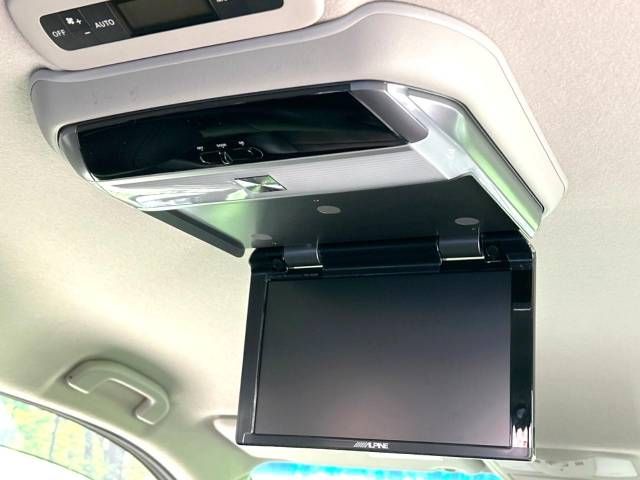 Nissan ELGRAND 2012-09 196656-3