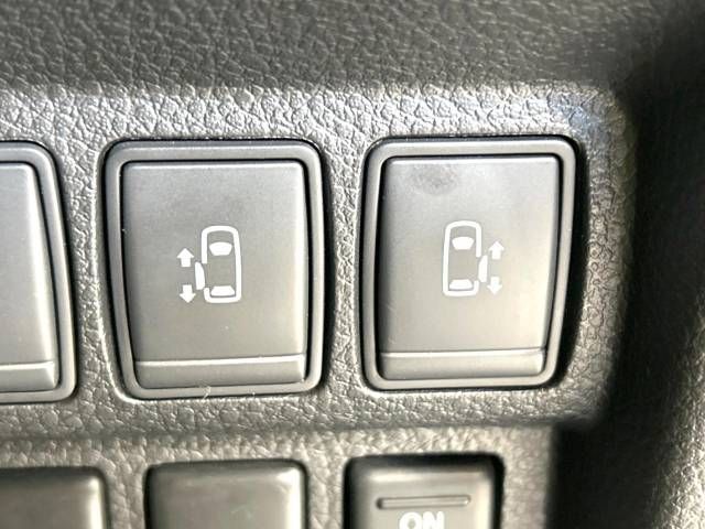 Nissan ELGRAND 2012-09 196656-4