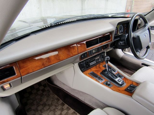 Jaguar XJ SERIES 1994-11 1978-12