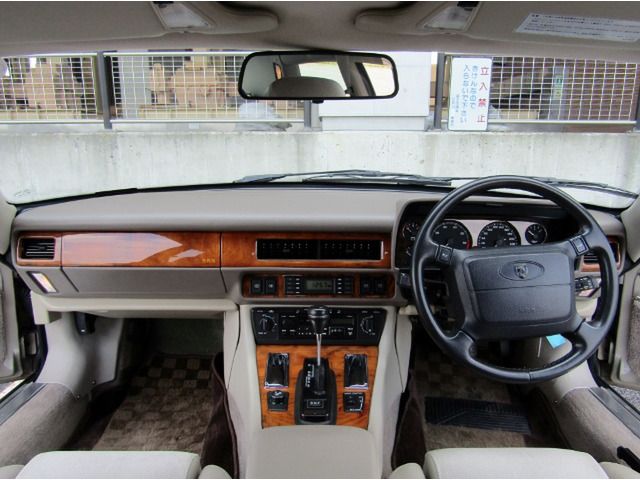 Jaguar XJ SERIES 1994-11 1978-8