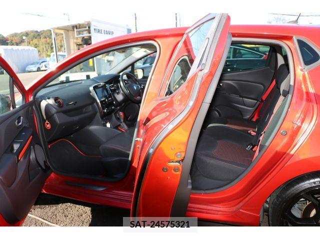 Renault LUTECIA 2014-01 207342-9