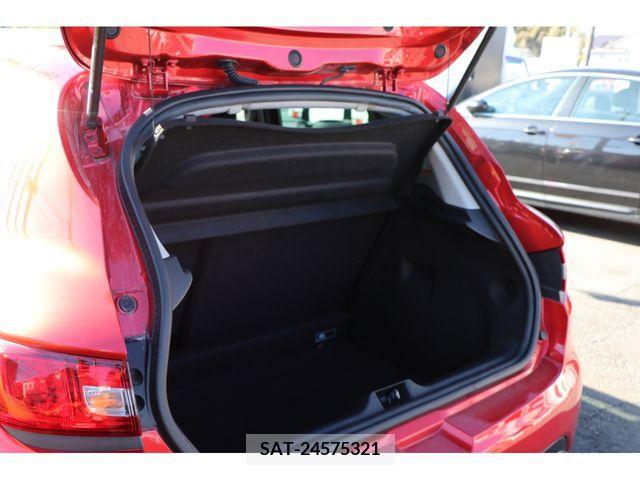Renault LUTECIA 2014-01 207342-13