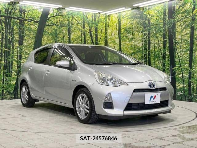Toyota AQUA 2012-08 251464-16