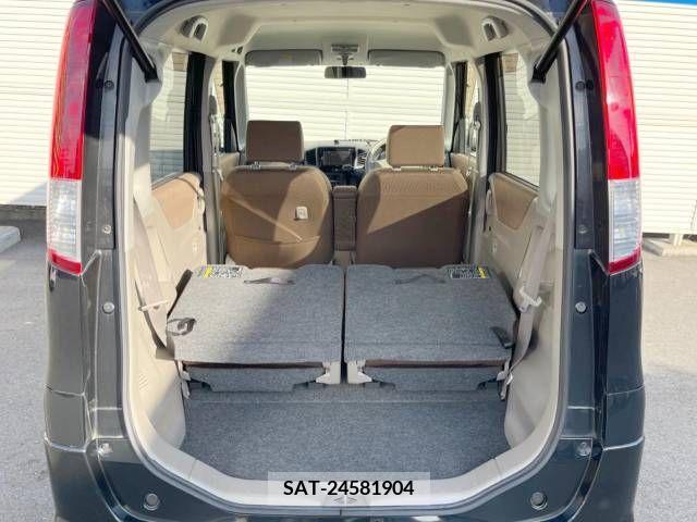 Nissan ROOX 2011-02 388537-8
