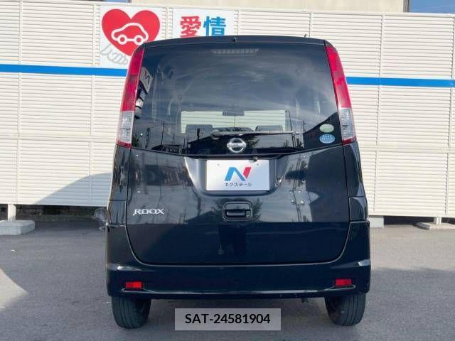 Nissan ROOX 2011-02 388537-12