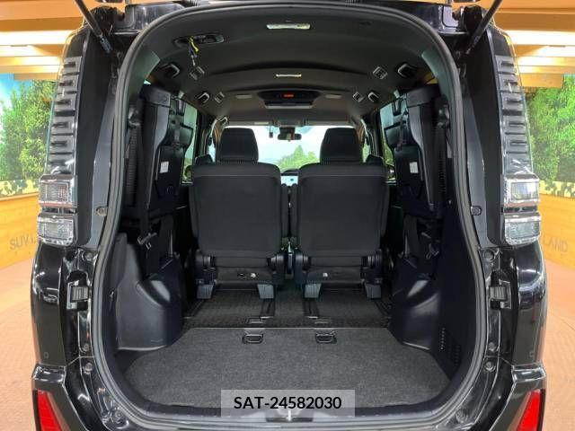 Toyota VOXY 2019-06 332230-11