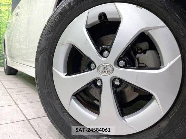 Toyota PRIUS 2015-03 322056-13