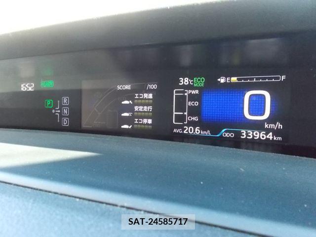 Toyota PRIUS 2017-06 343540-7
